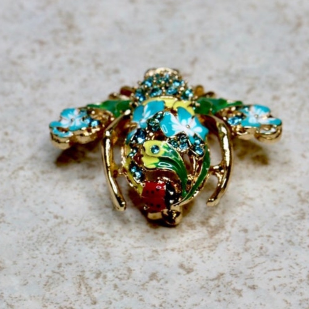 Joan Rivers Gold-Tone Orchid Bee Pin
